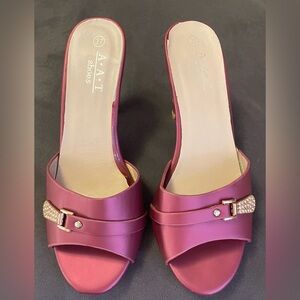 A•A•T Satin Slip-on